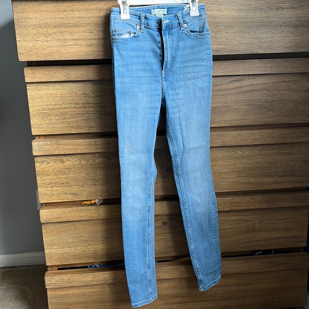 Light washed skinny  jeans